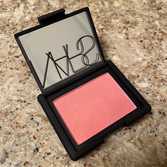 Nars blush - Picture 1 of 3